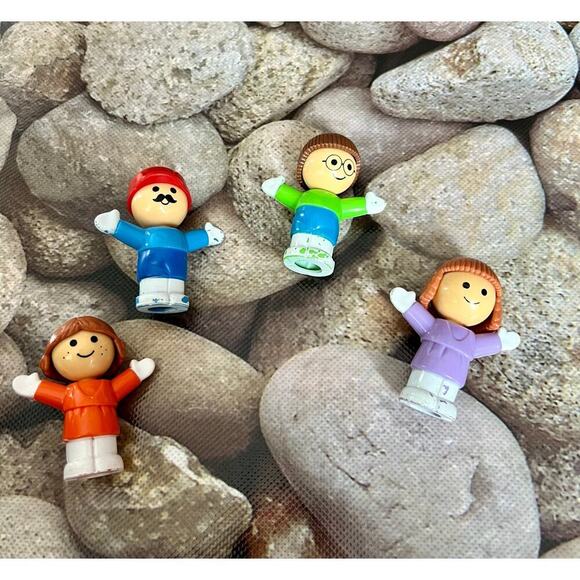 VINTAGE FISHER PRICE PLAYMATES - Picture 1 of 8